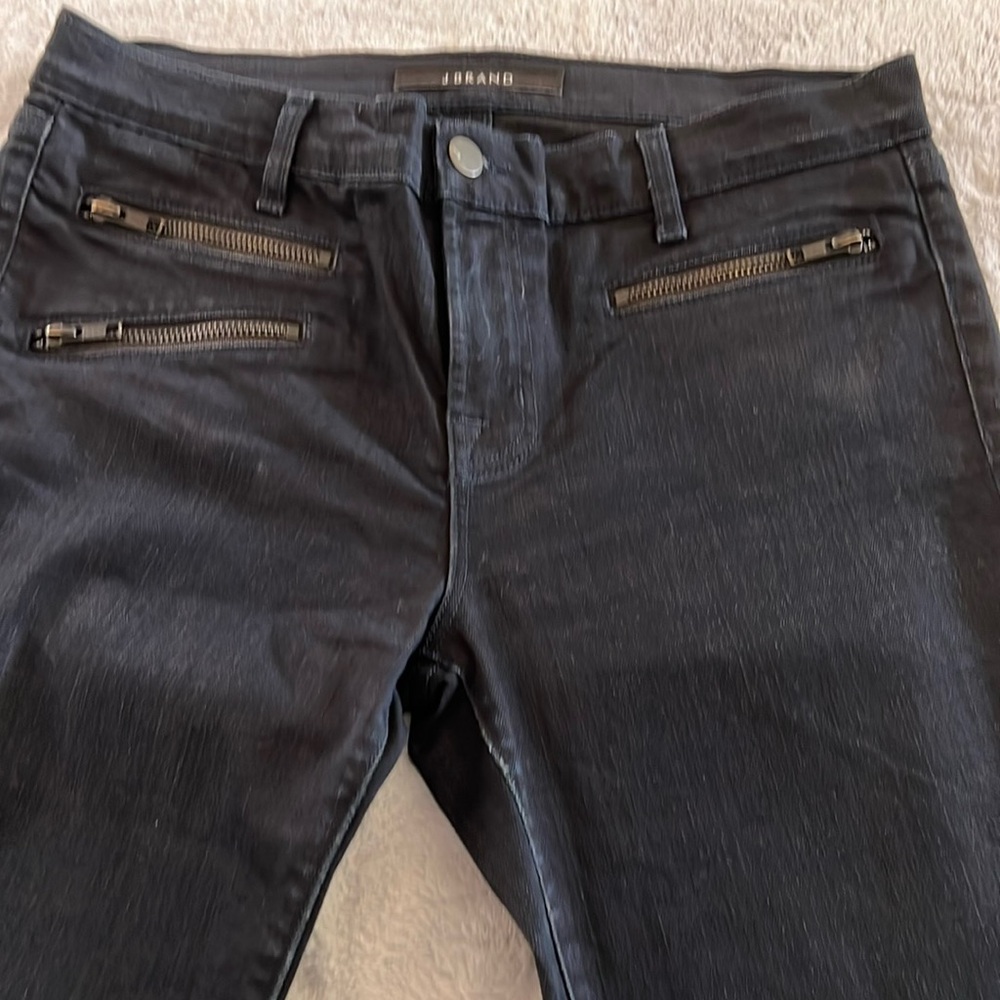 J Brand Zoey York dark wash denim. triple zip jeans. Size 29